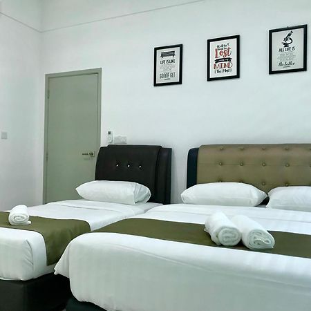 Apartamento de 68 m² con 2 habitación/es y 1 baño/s de uso privado, en Distrito Central de Negocios Kota Kinabalu Exterior foto