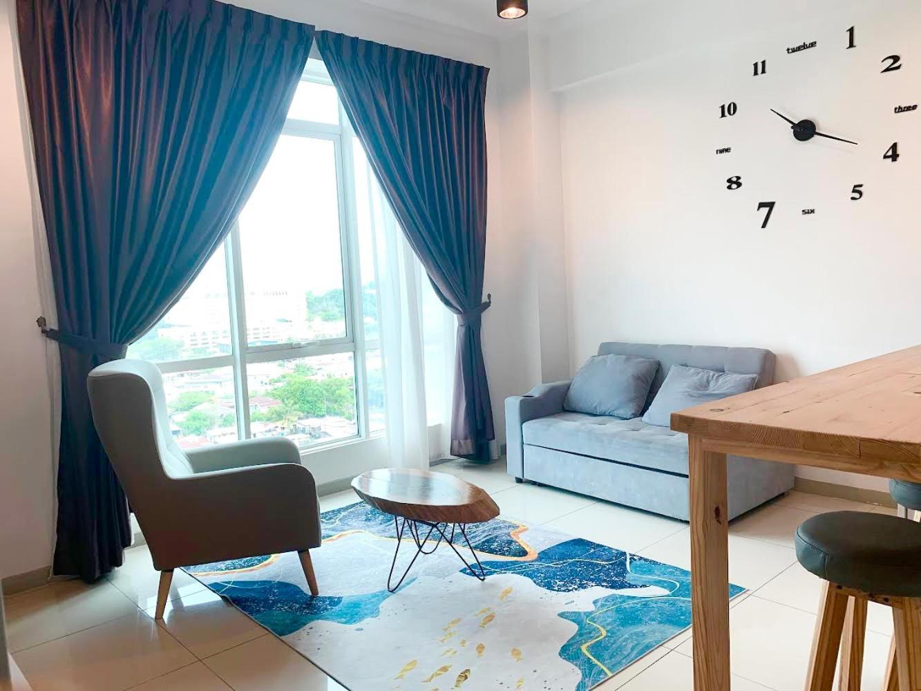 Apartamento de 68 m² con 2 habitación/es y 1 baño/s de uso privado, en Distrito Central de Negocios Kota Kinabalu Exterior foto