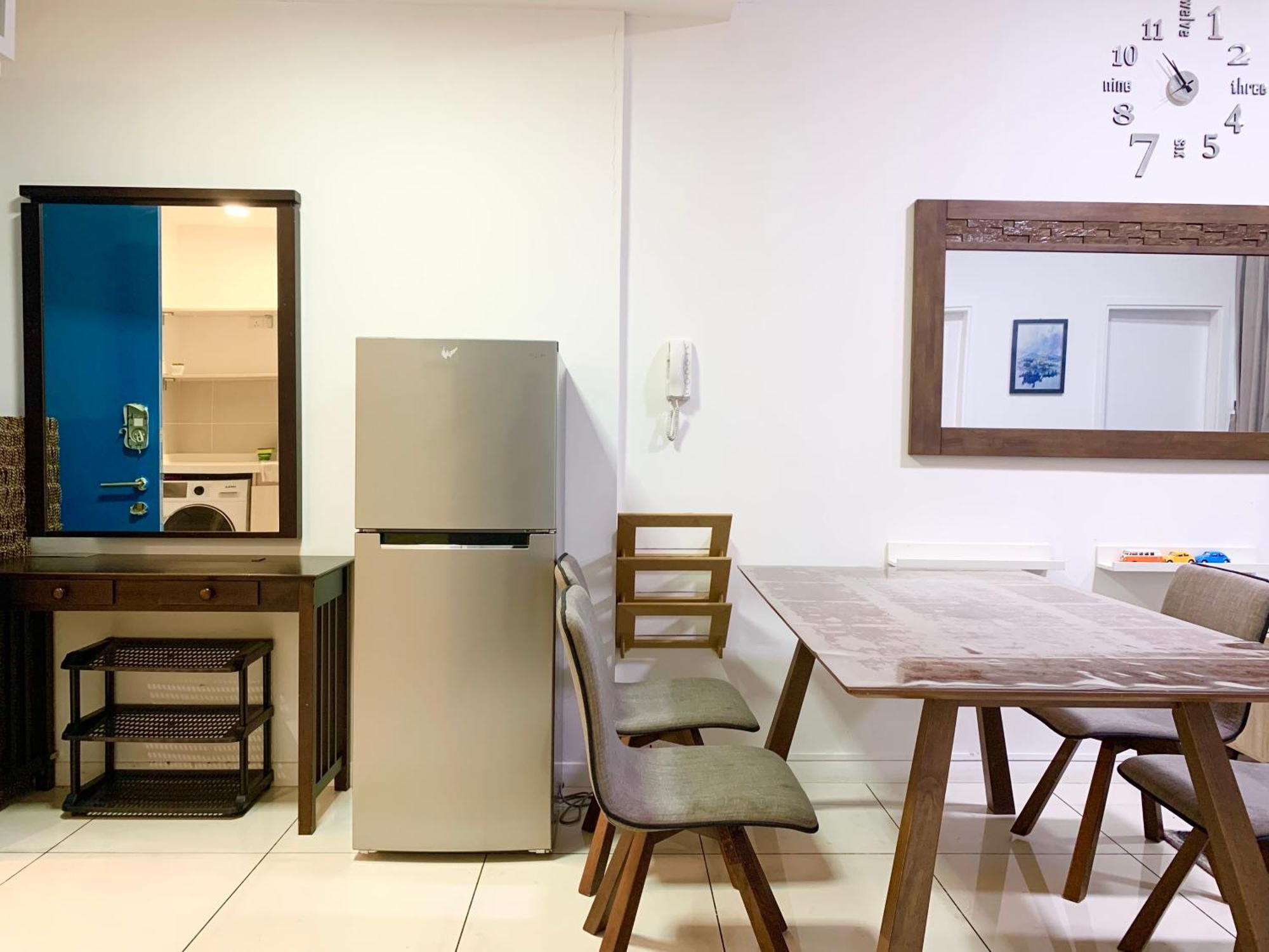 Apartamento de 68 m² con 2 habitación/es y 1 baño/s de uso privado, en Distrito Central de Negocios Kota Kinabalu Habitación foto