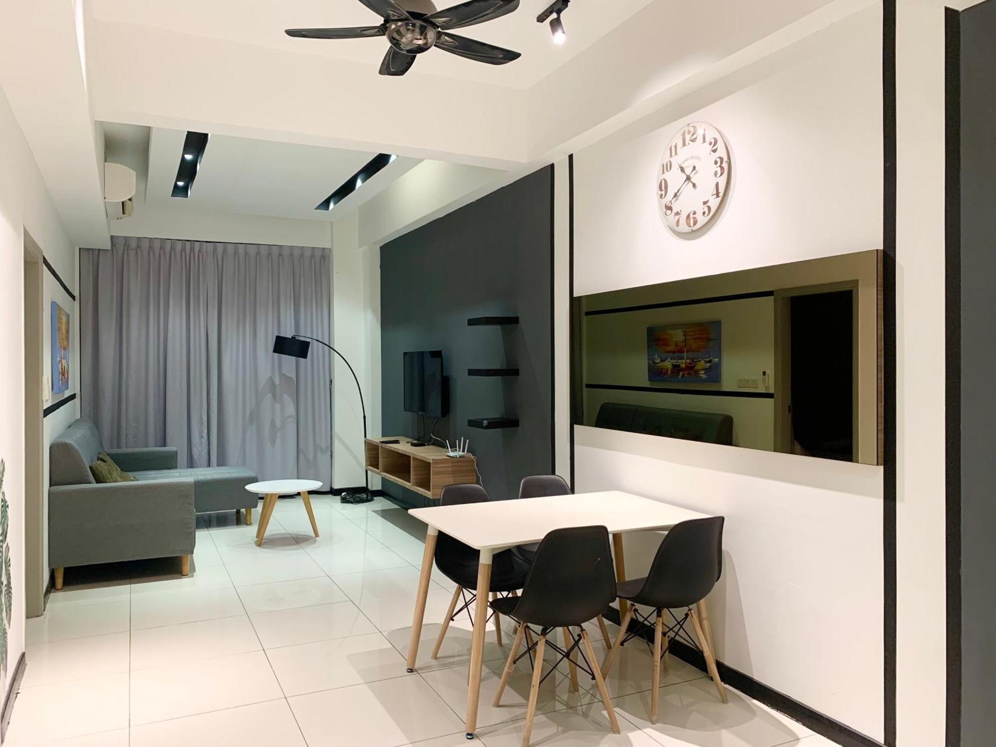 Apartamento de 68 m² con 2 habitación/es y 1 baño/s de uso privado, en Distrito Central de Negocios Kota Kinabalu Habitación foto