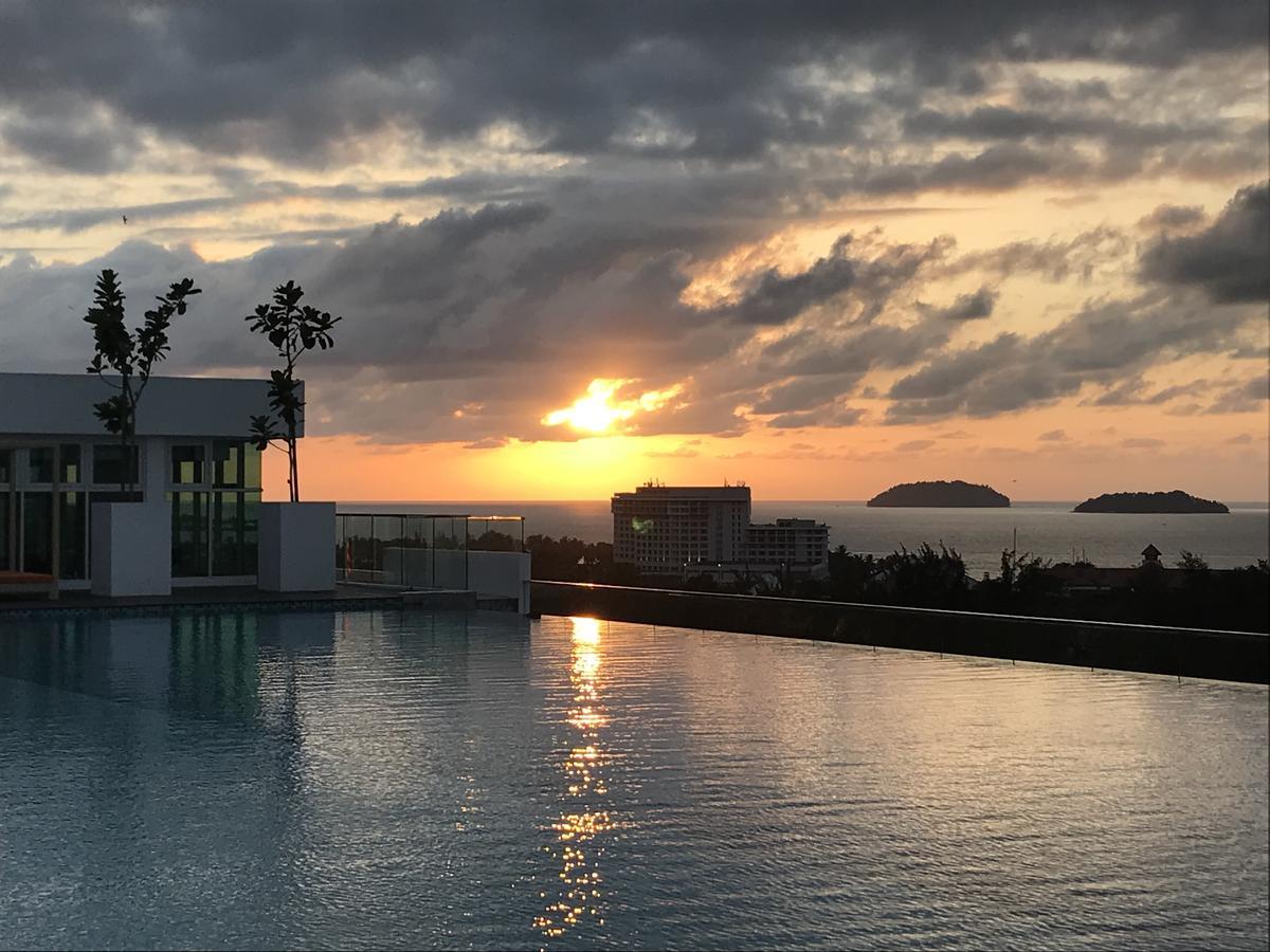 Apartamento de 68 m² con 2 habitación/es y 1 baño/s de uso privado, en Distrito Central de Negocios Kota Kinabalu Exterior foto
